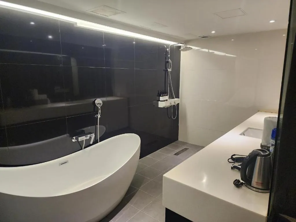 Hotel Yaja Sasang Terminal Busan Motel